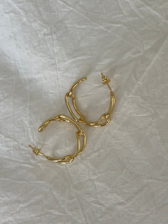 24k Gold Chained Link Hoops - Tally24k Gold Chained Link HoopsQ52824k Gold Chained Link Hoops