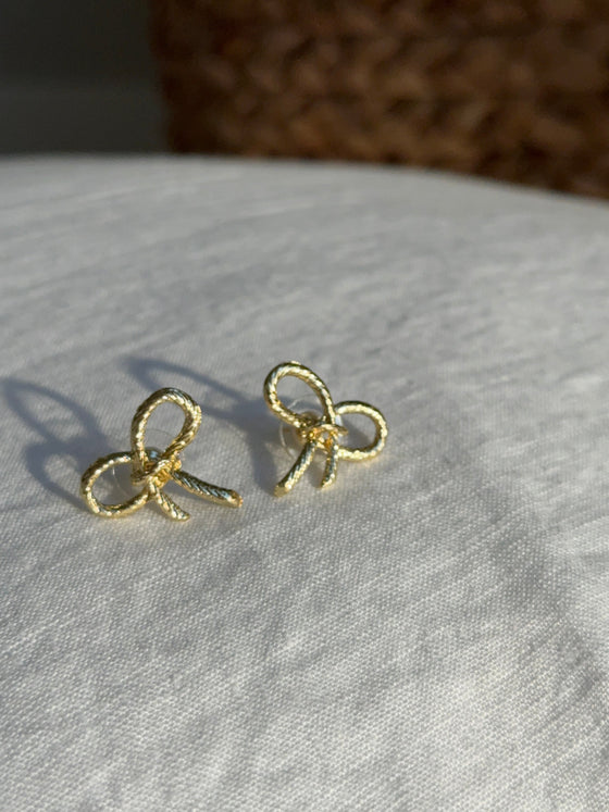 The Gold Bow Earrings - TallyThe Gold Bow EarringsThe Gold Bow Earrings